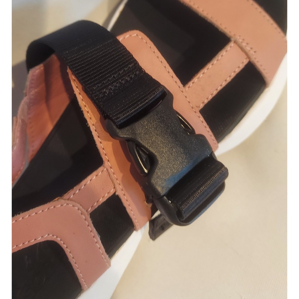 Sorel Womens Eraser Pink & White Kinetic Impact Leather Sling Sandals Size 8 - Picture 4 of 11